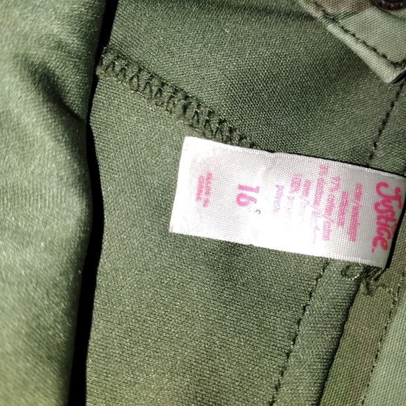 Camo Skirt and T-shirt Combo size-large - Picture 8 of 9